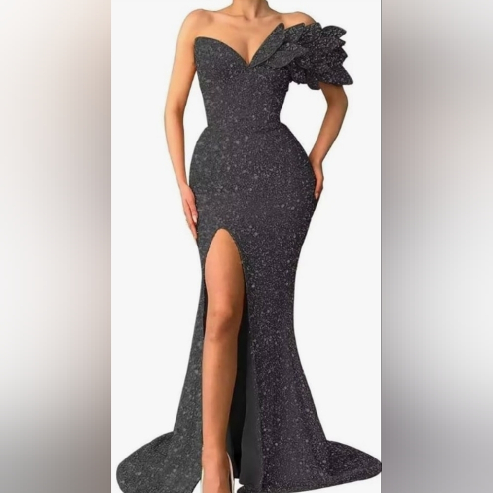 Mermaid 'Leaf on Your Shoulder' Sequin Dress